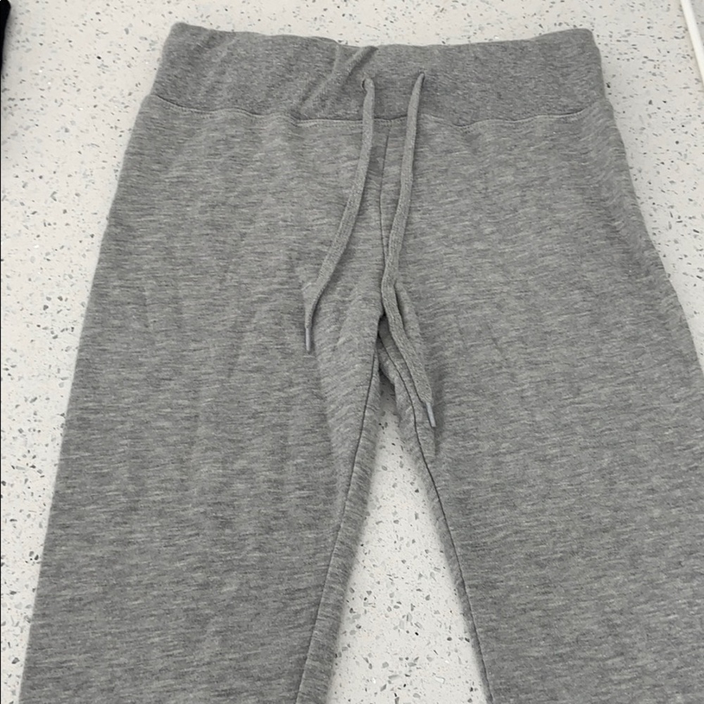 H & M sweat pants xs